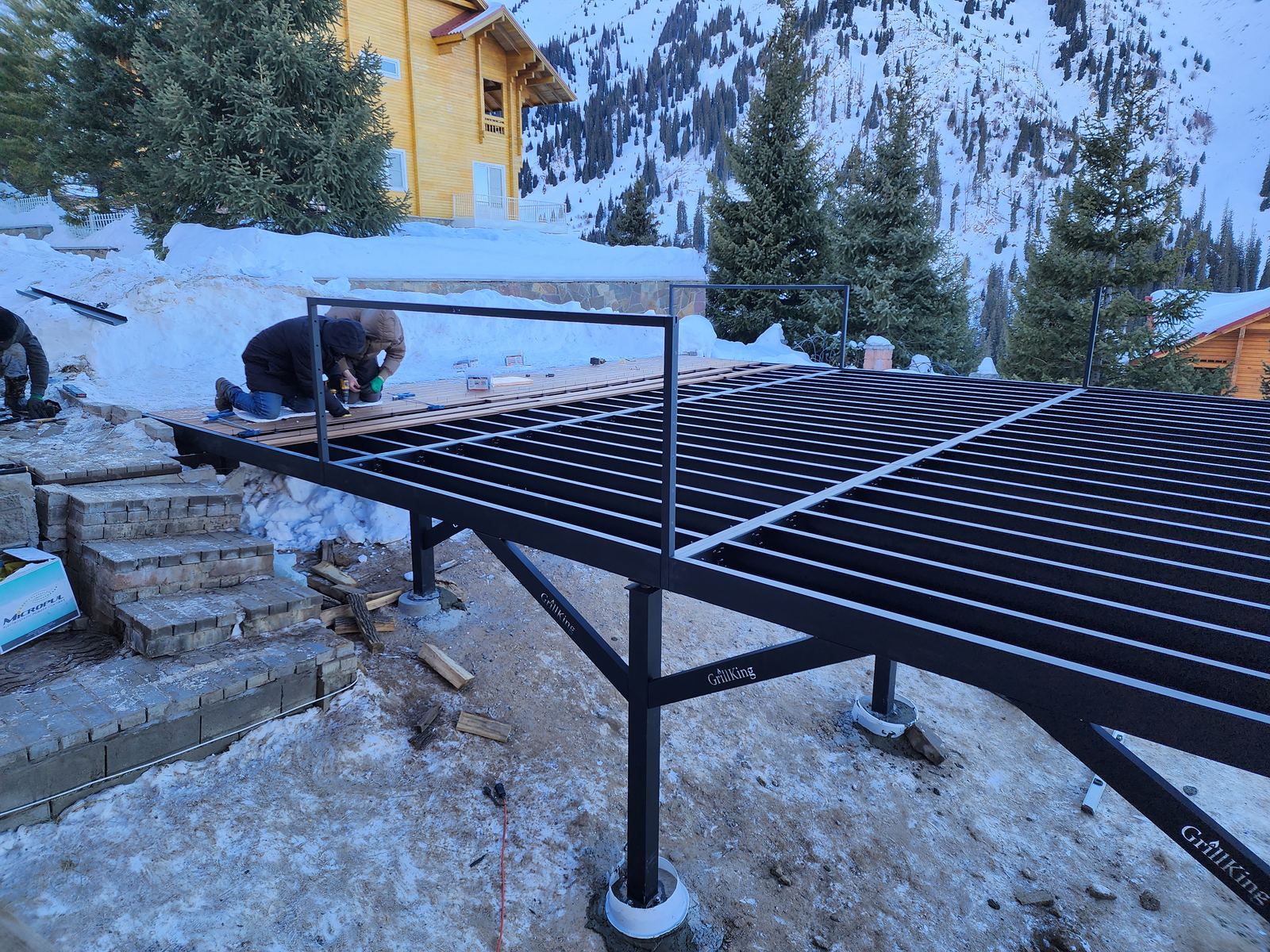 Каркас DeckKing на регулируемых опорах