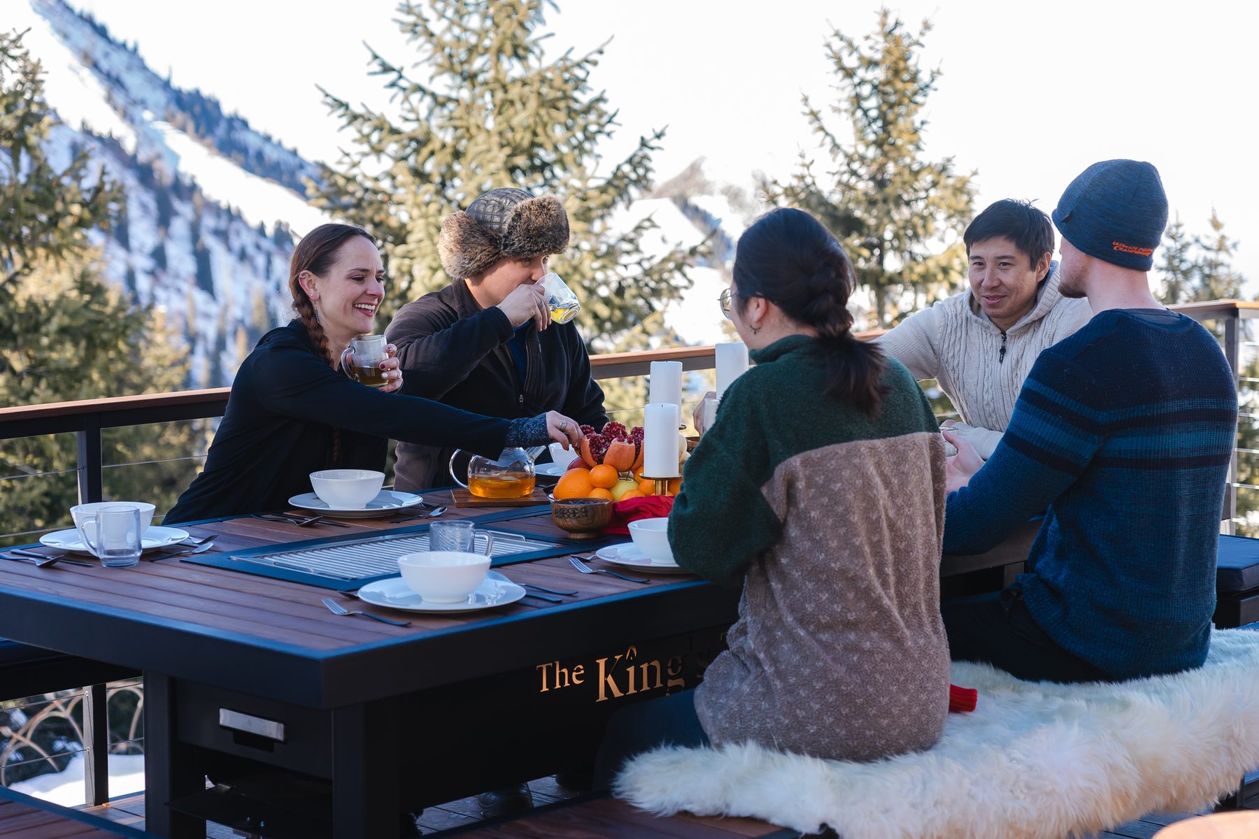 Команда за King's Table на сданном объекте